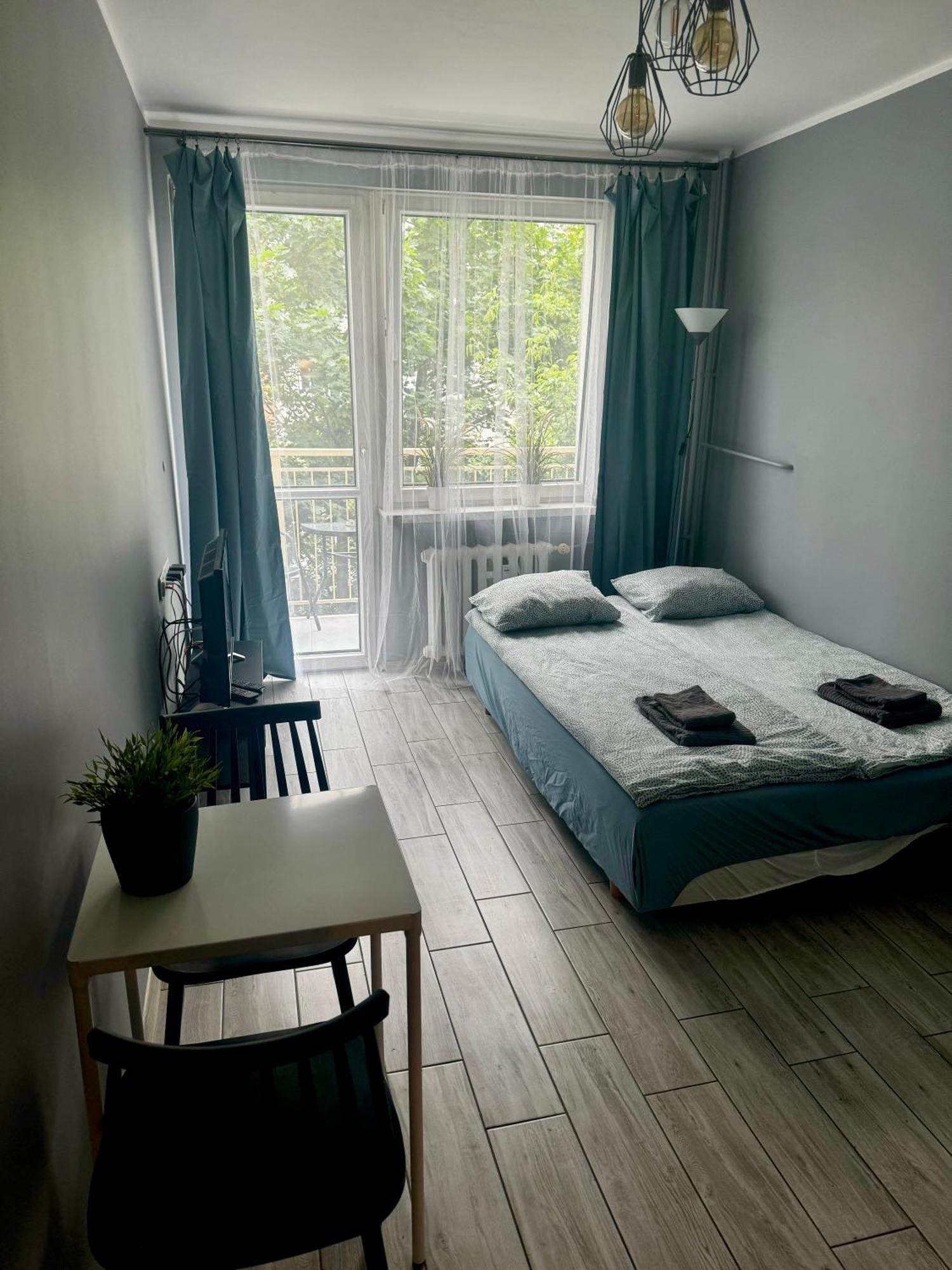 Apartment Tree Z Balkonem - Tanie Nocowanie - Bezplatne Parkowanie - Self Check In Opole